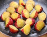 ねっとり甘い💖飴色さつまいもの蒸し甘露煮作り方3写真