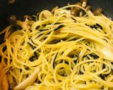 和風パスタ●ひじき煮物＆シメジのパスタ作り方2写真