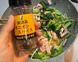 小松菜ともやしとハムのピリ辛炒め作り方7写真