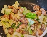 鶏もも肉とキャベツの塩だれ炒め作り方6写真