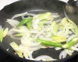 和牛すき焼き仕立ての旨辛釜玉うどん作り方7写真