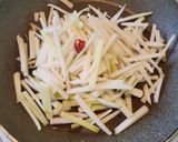 大根の皮のきんぴら作り方2写真