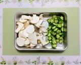 簡単夏の夕飯昼食豚ばらオクラもやし檸檬バター炒め作り方3写真