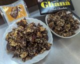 フルーツグラノラパフェ。チョコレートがけ作り方2写真