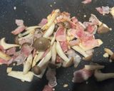 きのこと塩昆布のワンパンパスタ作り方2写真