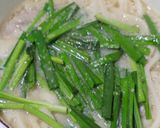 絶品♡豚バラとニラのごま味噌豆乳うどん作り方5写真