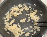 鶏もも肉のトマトピーマンパエリア作り方3写真