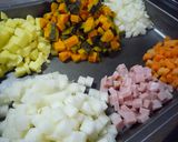 野菜たっぷり♪簡単ミネストローネ☆作り方1写真