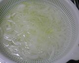 トマトと玉葱の簡単サラダ作り方1写真