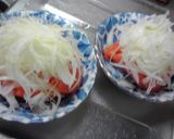 トマトと玉葱の簡単サラダ作り方3写真
