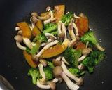 鮭と彩り野菜のシチューパスタ作り方3写真
