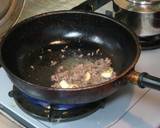 白菜と牛ひき肉の炒め物（和風だし仕立て）作り方2写真