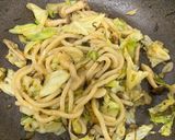 冷凍うどんで簡単! 辛子高菜の焼きうどん作り方5写真