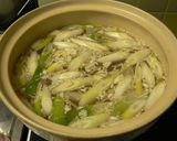 スープ最高！中華鍋で鶏胸肉しゃぶしゃぶ作り方1写真