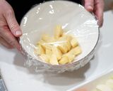 やわらか鶏むね肉とさつまいもの黒酢炒め作り方10写真