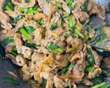 コチュジャンでピリ辛豚ニラ炒め丼作り方7写真