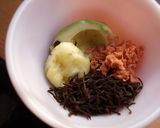 焼さけのアボじゃがヒジキ包み作り方2写真