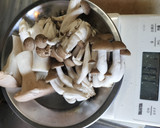 鶏もも肉と茄子ときのこの中華風炒め作り方3写真