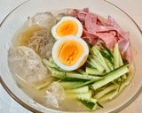 黄リンゴと豚バラの旨辛ふるるビビン冷麺！作り方13写真