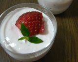 材料5つ♪簡単いちごヨーグルトムース作り方6写真
