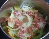 野菜たっぷり☆豚とキャベツのコンソメ蒸し作り方2写真