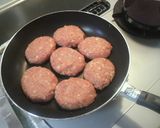 お手軽♪煮込みハンバーグ作り方4写真