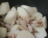 大根と豚肉だけ♪こっくり醤油煮作り方2写真