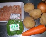 ●挽肉の肉じゃが●作り方1写真