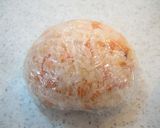鮭ほぐしでミカンおにぎり *キャラ弁*作り方2写真