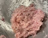 塩だけで😋ムギュッと鶏セセリハンバーグ作り方1写真