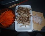 鶏皮きんぴらごぼう。作り方1写真