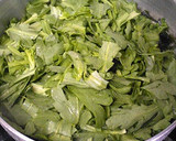 香りを味わう♪♪春菊とわかめの煮びたし作り方3写真