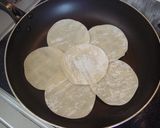 餃子の皮で簡単さくさくクリスピーピザ作り方2写真