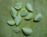 ヘルシー！簡単便利なにんにく醤油作り方1写真