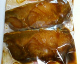 漬けて焼くだけ♪簡単！鰤の生姜焼き♪作り方2写真