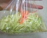 野菜ない時のコールスローサラダ作り方1写真