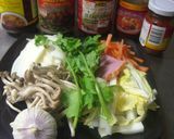 香菜たっぷり★美味しいトムヤム焼きそば作り方1写真