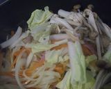 香菜たっぷり★美味しいトムヤム焼きそば作り方2写真