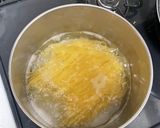 超簡単！余ったミートソースでナポリタンパスタ作り方2写真