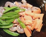 エビと山東菜のオイスターソース炒め作り方4写真