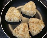 ＊ごま油香る♪じゃこ醤油焼きおにぎり＊作り方2写真