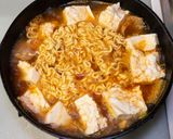 豚肉とキムチと豆腐の辛ラーメン作り方7写真