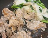 カブと豚肉の卵とじ作り方5写真