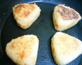 簡単で絶品♪味噌焼きおにぎり作り方2写真