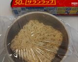 鍋不要！レンジで簡単インスタントラーメン作り方2写真