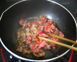 ヒガシマルで☆すき焼き風うどん☆作り方1写真
