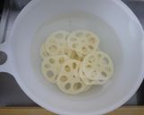 れんこんのはさみ焼き（甘酢だれ）作り方1写真