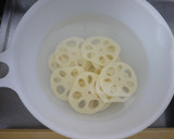れんこんのはさみ焼き（甘酢だれ）作り方1写真