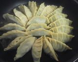 大量簡単☆餃子ﾊﾟｰﾃｨｰ☆経済的な一品作り方4写真