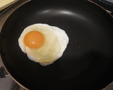 エッグベネディクト風☆目玉焼き作り方1写真